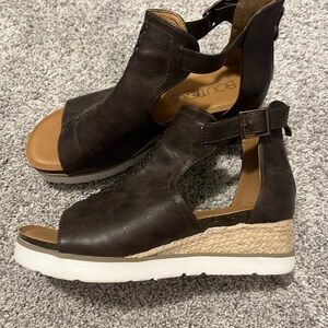 Super cute Corkys wedge.